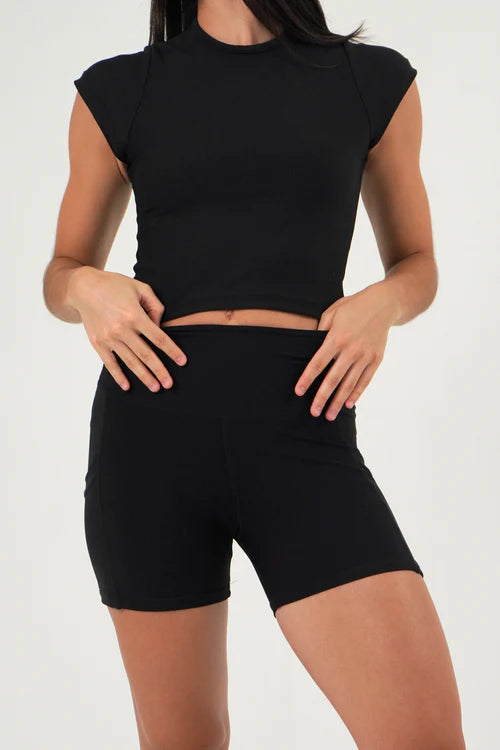 Not the Basics - T-shirt - ONYX