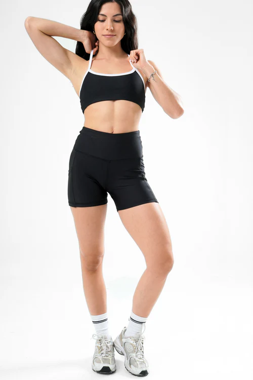 Basic Top - CONTRAST